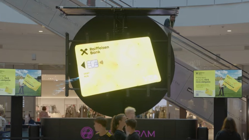 Holograma 3D: un nou tip de spectacol vizual prezentat de Raiffeisen Bank la AFI Cotroceni