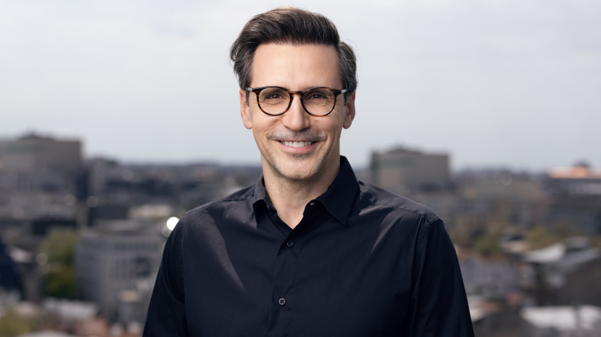 [Work&Self] Laurențiu Dumitrescu: La început, munca mă definea complet. Eram "CEO-ul care trăiește la birou”. Acum mă definesc mai mult prin modul în care gândesc, nu doar ceea ce fac