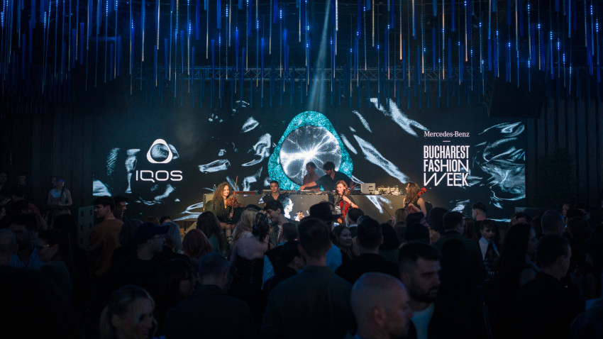 Fashion Talk by IQOS, prezentat de Zarug la Mercedes-Benz Bucharest Fashion Week. Moda a depășit limitele catwalk-ului