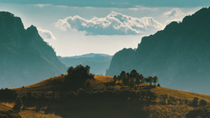 Premieră pentru Rom&acirc;nia: &bdquo;CATANE&rdquo;, filmul regizat de Ioana Mischie, nominalizat la Hollywood Music in Media Awards pentru muzica originală de excepție semnată de Emiliano Mazzenga