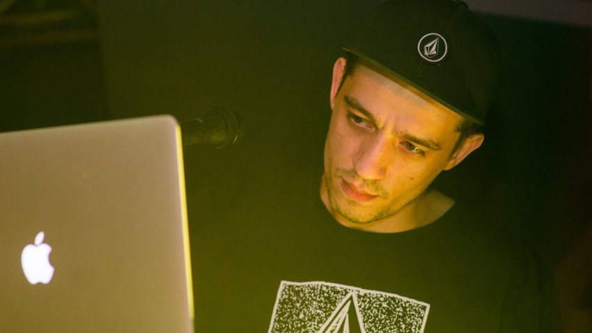 Claudiu Urse: Pentru mine, muzica a fost mereu un fel de experiment. Îmi aleg un sunet care mă inspiră și văd unde mă duce