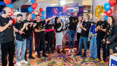 Un ascultător norocos a c&acirc;știgat o super mașină la aniversarea a 10 ani de Digi FM