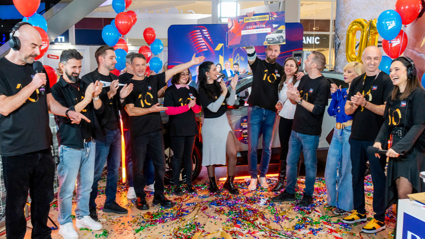 Un ascultător norocos a câștigat o super mașină la aniversarea a 10 ani de Digi FM