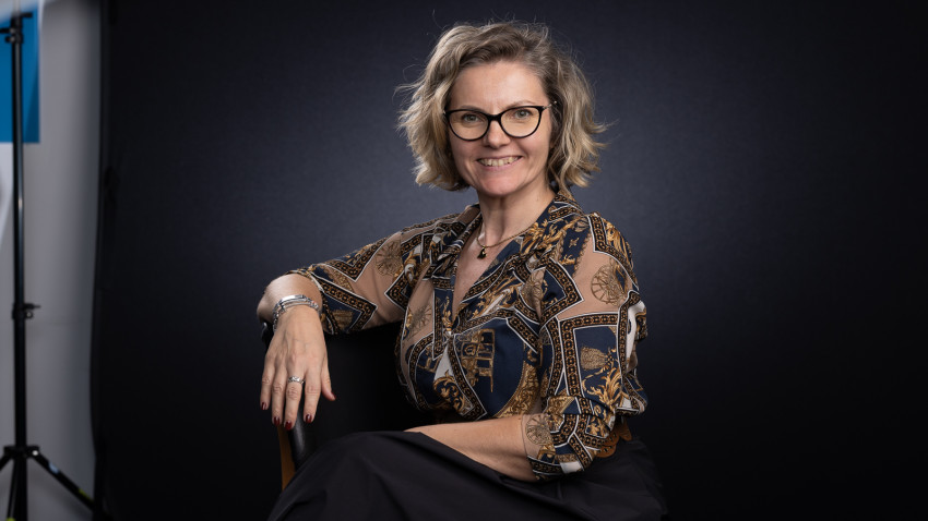 [Brand Pulse] Raluca Rotaru: Ce cred că ne-ar ajuta breasla să țină pasul mai bine cu timpurile este mai degrabă combinația dintre instrumente clasice cu instrumente moderne