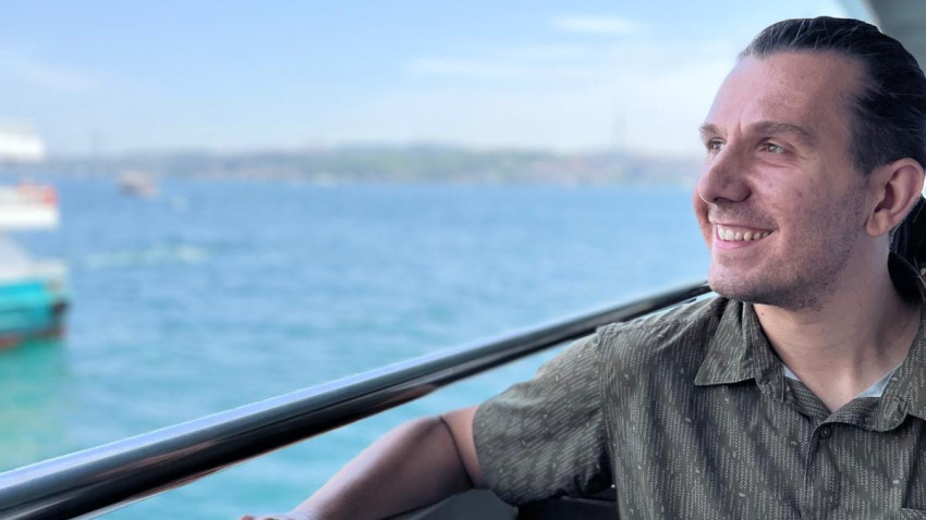 [Recap 2025] Arnold Vieriu: Eu cred că AI-ul este colegul de bancă al fiecărui om care lucrează în orice domeniu care necesită un computer și internet. De la primărie până la brutărie