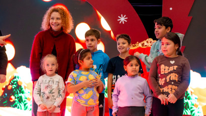 Fundația Globalworth și Asociația Casa Bună au adus magia Crăciunului din &icirc;ntreaga lume pentru 200 de copii din medii vulnerabile