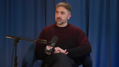 Mustafa Suleyman (Microsoft AI): Rolul omului se va schimba din &bdquo;cel care face&rdquo; &icirc;n &bdquo;cel care gestionează&rdquo; armate de asistenți digitali