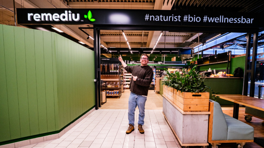 REMEDIU lansează primul Concept Store de Sănătate ce include și Bar de Sănătate, un reper pentru wellness urban