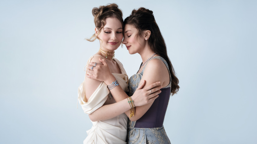 Pandora și Bridgerton prezintă 'Rules to Love By', o colecție de bijuterii care celebrează jocul și auto-exprimarea