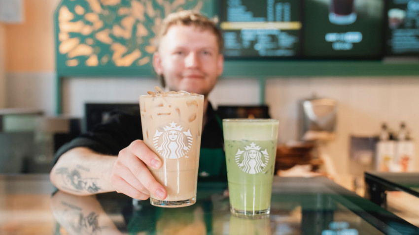 Pline cu proteine, pe bază de plante: Starbucks lansează în această primăvară noile Latte-uri cu conținut ridicat de proteine
