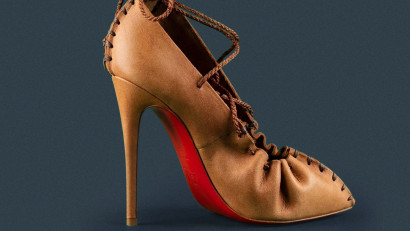 BISM - Opinca cu toc