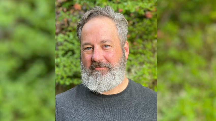 Chris Jones: Suntem înconjurați de dovezi care arată că suntem uimitori ca specie. Uneori doar uităm să ne aducem aminte