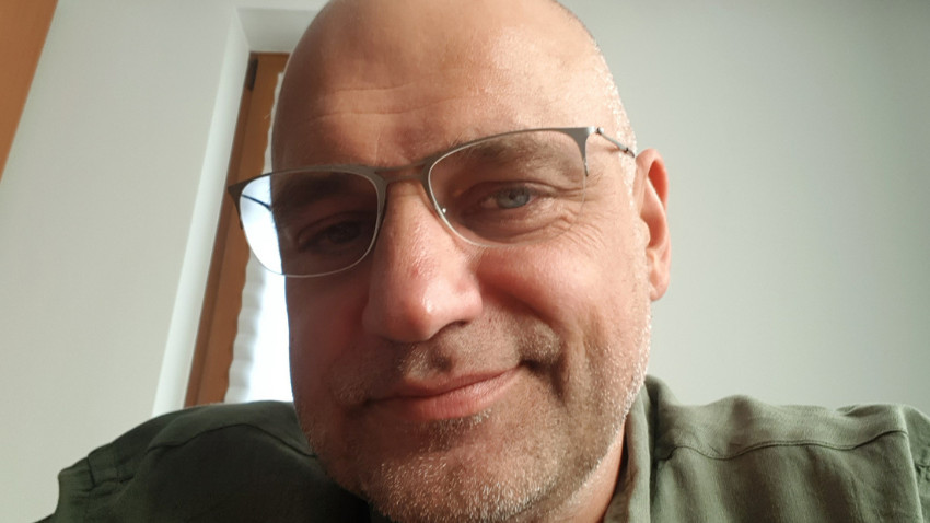 [Branding, noua ordine] Bogdan Brânzaș: „Imperfect” a devenit noul sinonim pentru „uman”