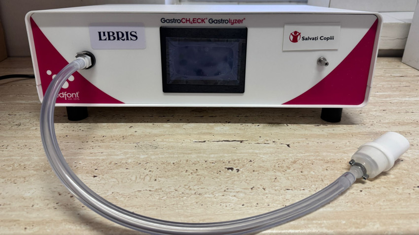 Salvați Copiii România continuă dotarea spitalelor din țară, la Reghin și Târgu Mureș, cu sprijinul cititorilor Libris