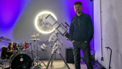 [AI &amp; me] Alexandru Docze: Trebuie să ne obișnuim cu toții cu ideea că, pentru a face față acestei lumi &icirc;n continuă schimbare, trebuie să fim niște școlari permanenți