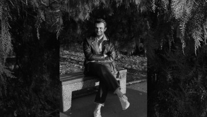 Alin Kovacs: Trebuie să fim mai &icirc;ndrăzneți &icirc;n a ne scoate munca din țară și a crea un mediu creativ din care ar vrea să facă parte mai mulți străini