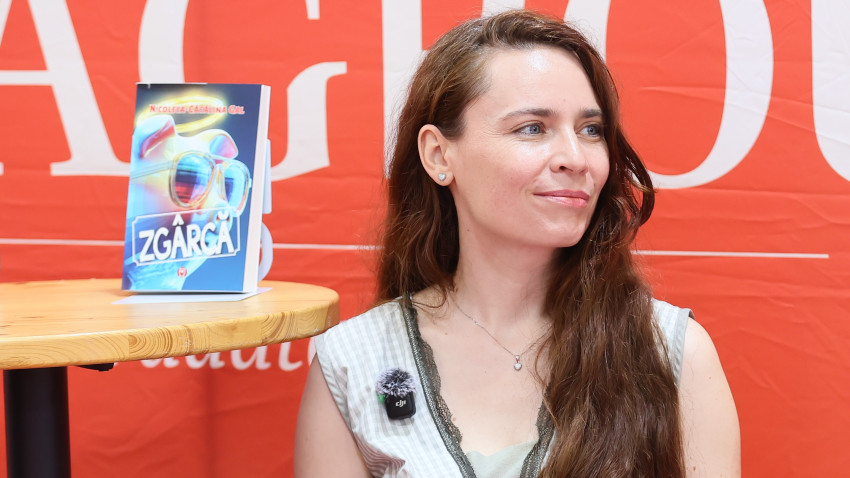 [Book Feed] Nicoleta-Cătălina Gal: Cititul nu e competiție – ar trebui să se spună mai des. În schimb, asta pare că devine în online