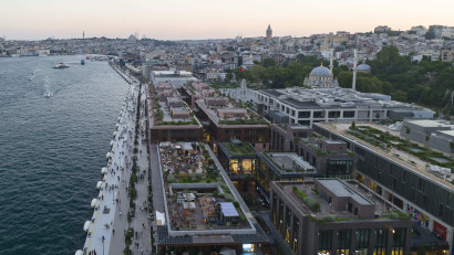 Două concerte, o singură seară, un singur oraș: Istanbul a găzduit peste 140.000 de iubitori de artă &icirc;n aceeași noapte