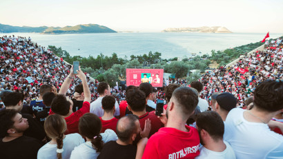 Emoția Campionatului Mondial FIFA 2026 se trăiește dincolo de stadioane, în Turcia