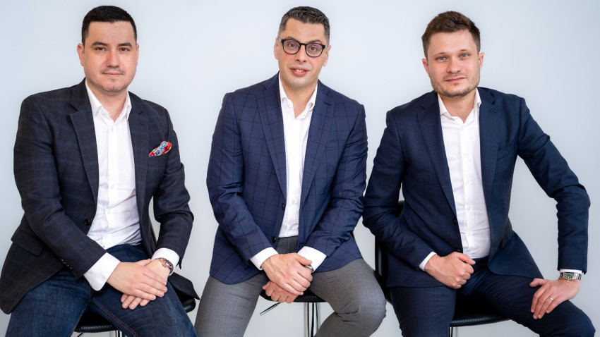 Cu peste 10.000 de tranzacții realizate și 1 miliard de euro intermediați de-a lungul carierei lor în real estate-ul românesc, Gabriel Voicu și Victor Vremera lansează împreună grupul Pinwell