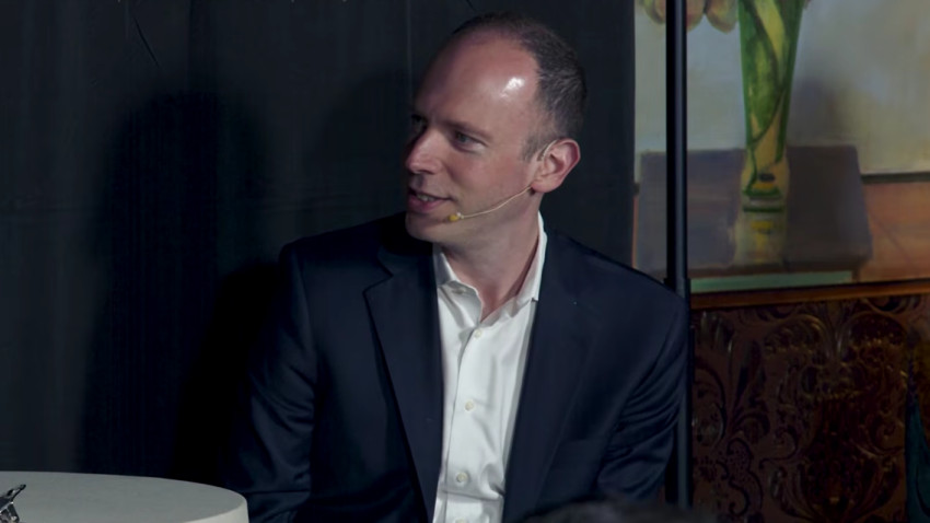 Alex Wissner-Gross: Forma supremă de educație arată ca în Matrix, unde îți poți descărca direct cunoștințe noi în minte și cred că vom ajunge acolo în aproximativ 10 ani