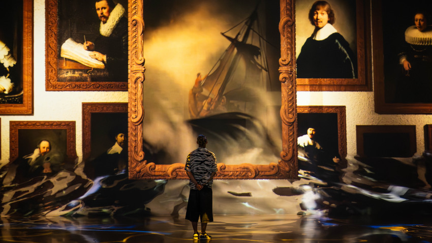 MINA Iași lansează două noi spectacole imersive dedicate lui Rembrandt și Leonardo da Vinci