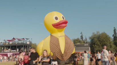 ZALANDO - What The Duck Do I Wear?