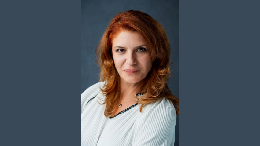 [MIXX Perspectives] Bianca Vlaston: AI-ul pune în pericol flexibilitatea cognitivă, ne pierdem diversitatea perspectivelor dacă externalizăm exagerat către AI