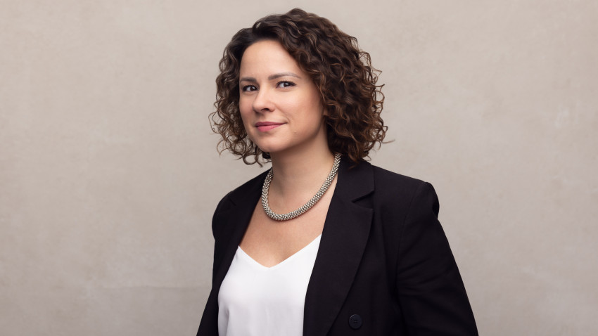 [MIXX Perspectives] Doina Radicof: Poate contra-intuitiv, în era automatizării și a lucrurilor rezolvate de AI, vedem că partea de "human support" e din ce în ce mai importantă