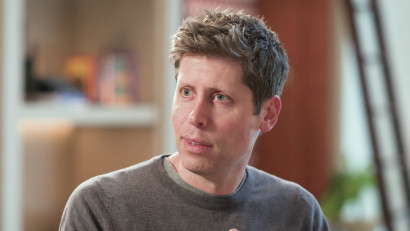 Sam Altman: Ne &icirc;ndreptăm către o lume &icirc;n care există mai mult risc &icirc;n timpul antrenamentului propriu-zis și al producției modelelor și este bine să reacționăm