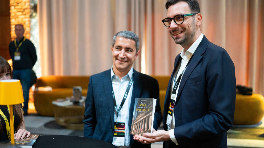 “Stau la Unirii, investesc ca pe Wall-Street” prezentată în avanpremieră la Wealth & Investment Forum