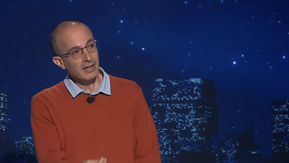 Yuval Noah Harari: Mă tem de o demență colectivă a omenirii