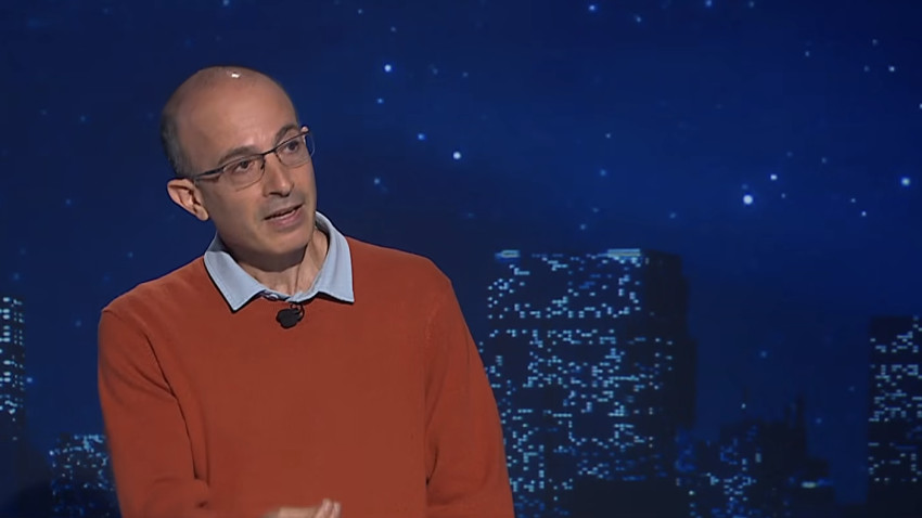 Yuval Noah Harari: Mă tem de o demență colectivă a omenirii